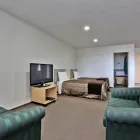 Business 4 image EDGEWATER MOTOR LODGE Waterfront in Napier HKB