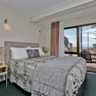 Business 5 image EDGEWATER MOTOR LODGE Waterfront in Napier HKB
