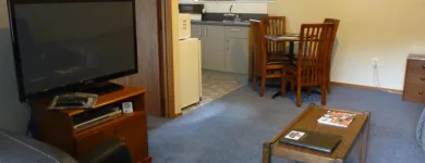 Business 6 image ARGYLE ON THE PARK Motels & Lodges in Christchurch CAN