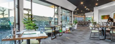 Business 25 image HOLIDAY INN QUEENSTOWN FRANKTON ROAD Wedding Venues in Queenstown OTA