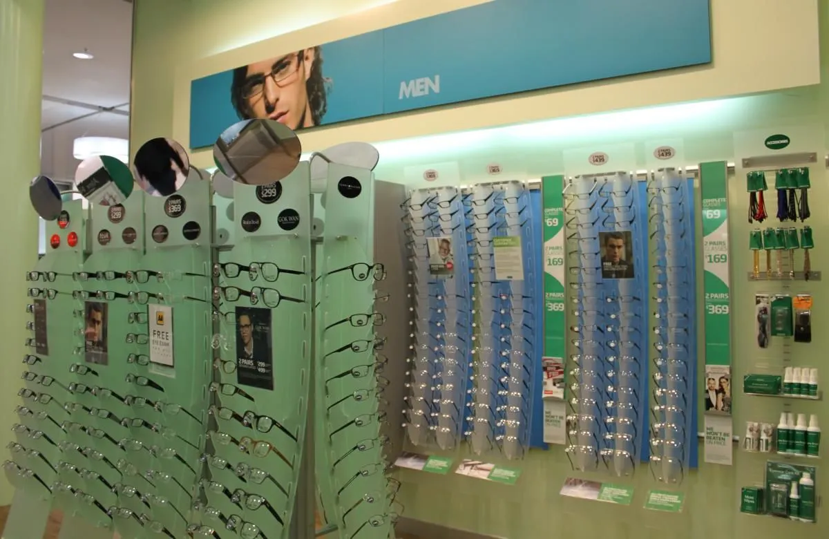 Business 23 image SPECSAVERS OPTOMETRISTS - GLENFIELD MALL