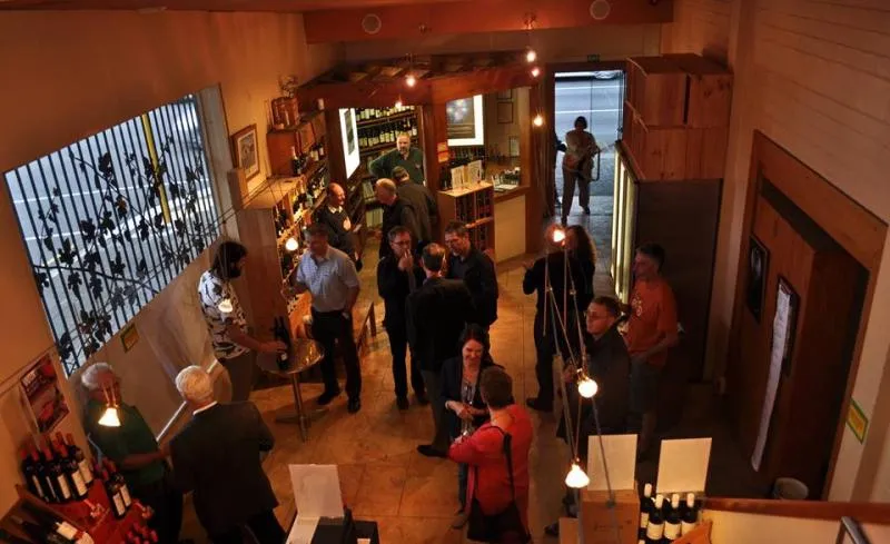 Business 1 image PRIMO VINO