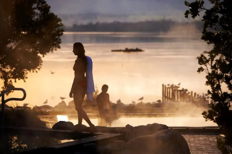 Business 1 image POLYNESIAN SPA