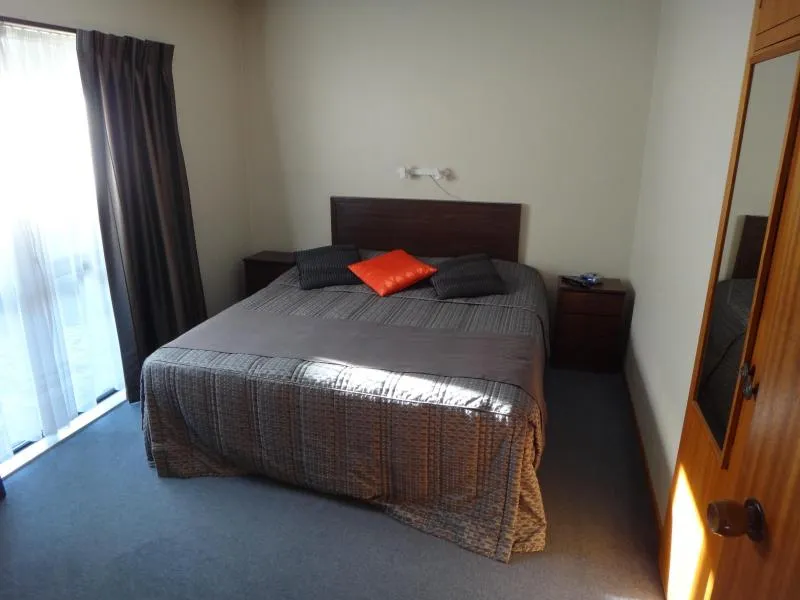 Business 1 image ARGYLE ON THE PARK